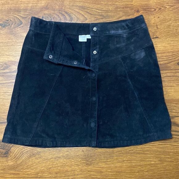 🌷 Twik Simons 🌷 Black Suede Leather Snap Button Short Skirt - Picture 3 of 7
